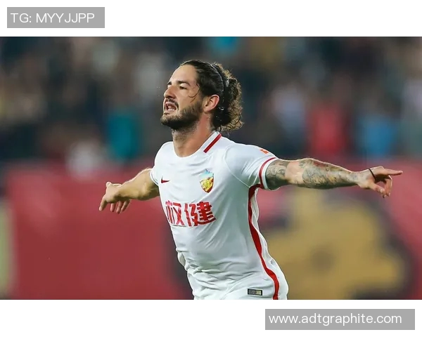 都害怕的足球明星背后的心理压力与职业生涯的挑战解析